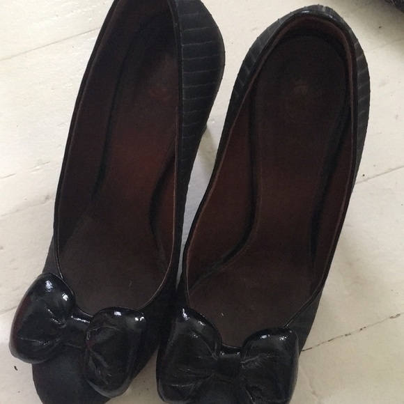 Victor & Rolf Heels - Picture 3 of 7